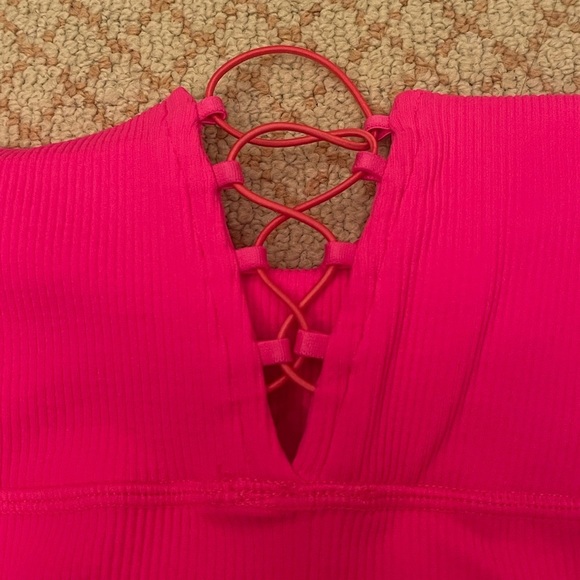 Fabletics NWT High-Waisted Seamless Rib Legging in Flourescent Pink women’s XL - Picture 9 of 10